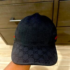 Inspired by the summer spirit and beach clubs on the Italian coast.